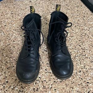 Dr Martens - Sz 7 (women)